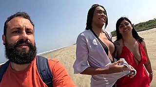 Sofia Surfistinha Pounds Casal Mattos on Beach