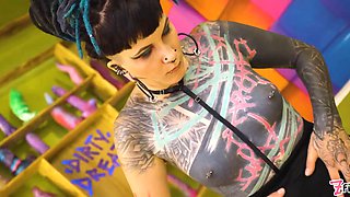 Goth queen teases petite melons & nips then takes aggressive doggystyle, cascading facial