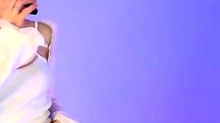 Brunette Solo Webcam Masturbation