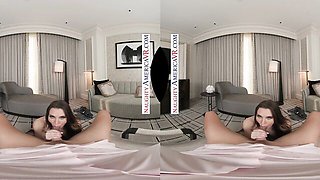 Comely Ella Reese - pussy action - Naughty America