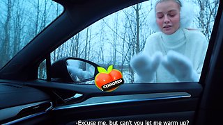 Slutty schoolgirl sucks stranger in car