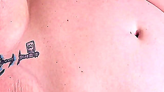 BBW MILF Loses Her Ass in Vegas