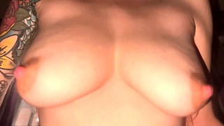 Amateur tennis player exposes her big boobs