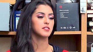 Naughty Latina gets penalized for shoplifter