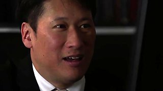Amateur Asian gives amazing blowjob