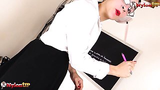 So hot dona - toys clip - Nylon Up