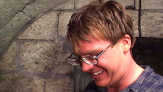 Piss Lover - Quick Splash Escape