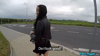 Public agent - Sexy British woman has risky outdoor creampie porno