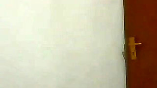 I Love Listening to Music When Naked