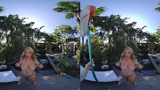 girlfriend & girlfriend Use the Pool Boy