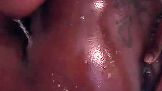 Stepbrother with big cock fucks curvy teen Oshun in the bathroom