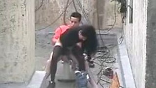 BRUNETTE BONED ON ROOFTOP