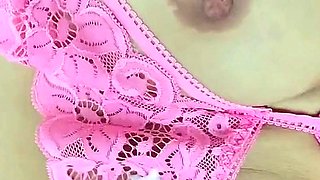 Amateur close up ass toying