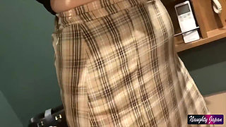 Busty Net Cafe Beauty with Bright Eyes Turns Heads in a Fast and Wild Private Moment