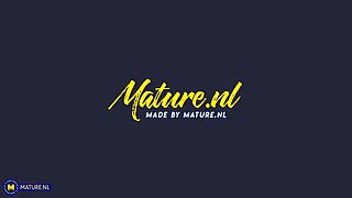 Mom Liza Cute's First Mature Foot Fetish Porn Clip