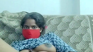Desi Indian GF Hard Pussy Fingering and Clit Rubbing with Loud Moaning Orgasm. His Magic Finger Always Make Me Unctrolled