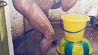 Outdoor Bathing My Pregnant Girlfriend in Dirty Environment