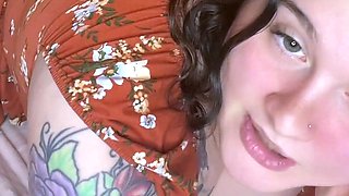 Big booty girl shaking her fat ass asking you to fuck. Find