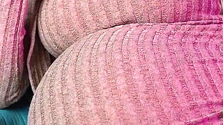 Pregnant Boss Makes Her Best Worker Feeling Good